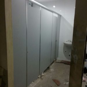 Toilet Cubicle Blockboard SMA 5 Surabaya